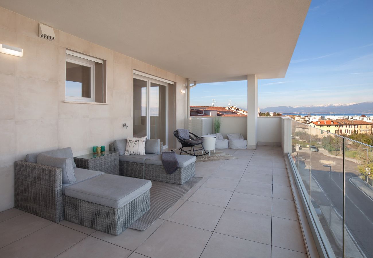 Apartment in Peschiera del Garda - Perla Garda Lake Apartment With Pool Apartment in Peschiera del Garda - Perla Garda Lake Apartment With Pool