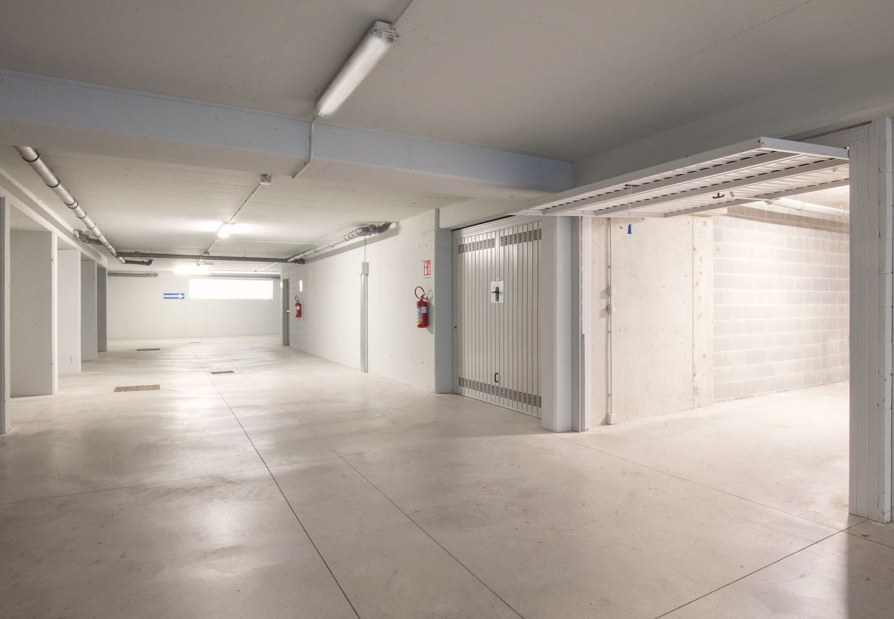 Apartment in Peschiera del Garda - Perla Garda Lake Apartment With Pool Apartment in Peschiera del Garda - Perla Garda Lake Apartment With Pool