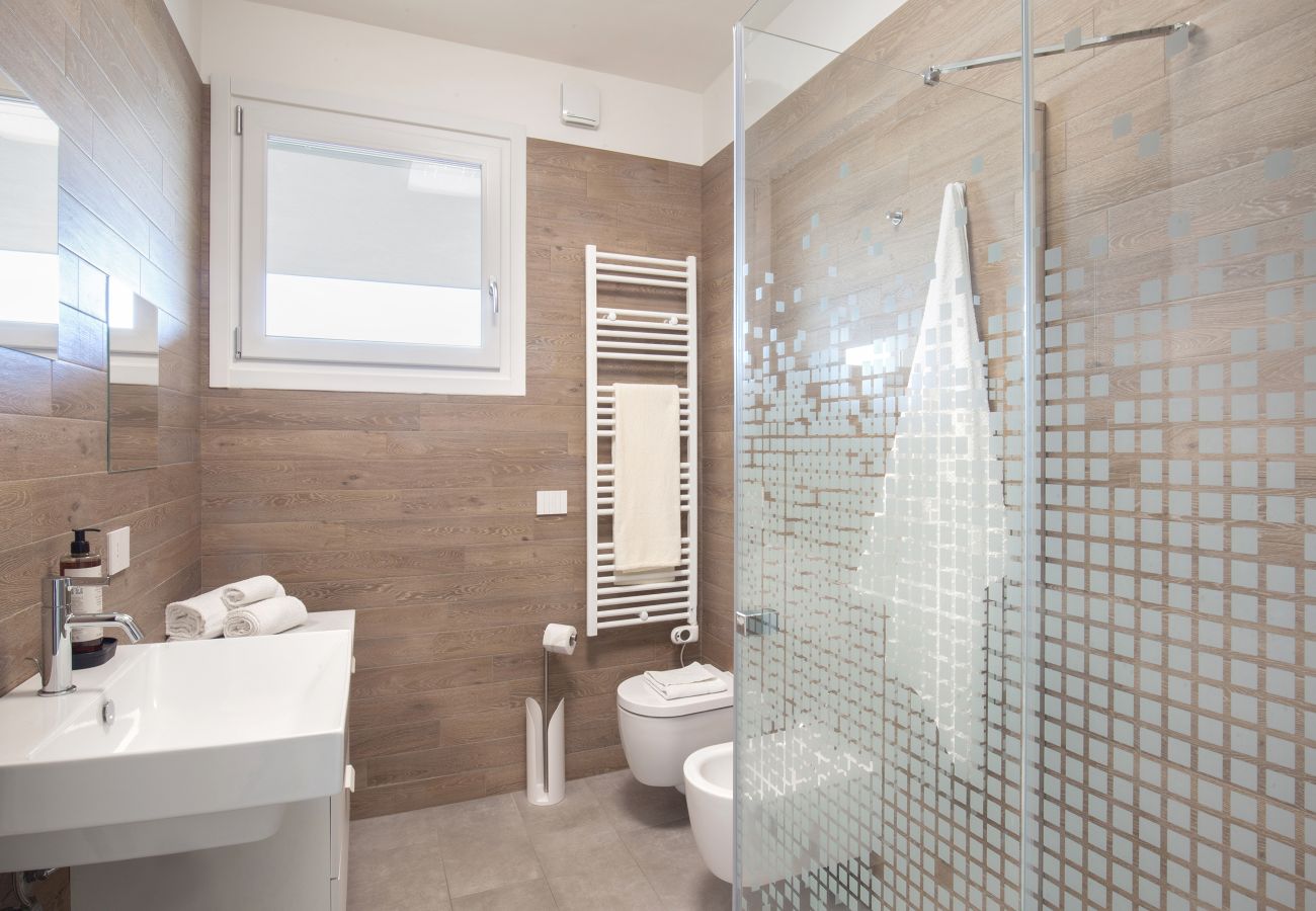 Apartment in Peschiera del Garda - Perla Garda Lake Apartment With Pool Apartment in Peschiera del Garda - Perla Garda Lake Apartment With Pool