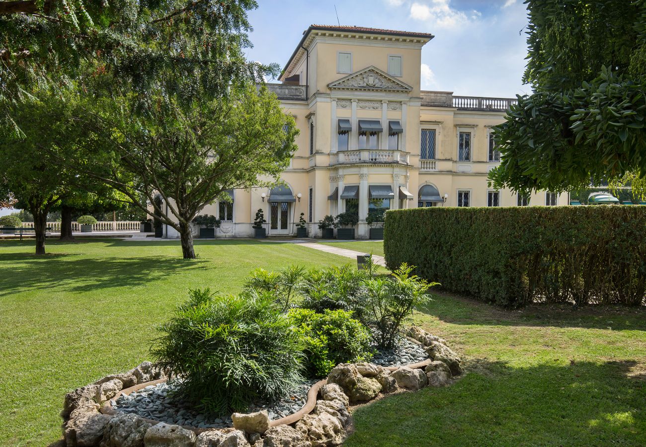 Villa in Vicenza - Villa del Cavaliere Berico Villa in Vicenza - Villa del Cavaliere Berico