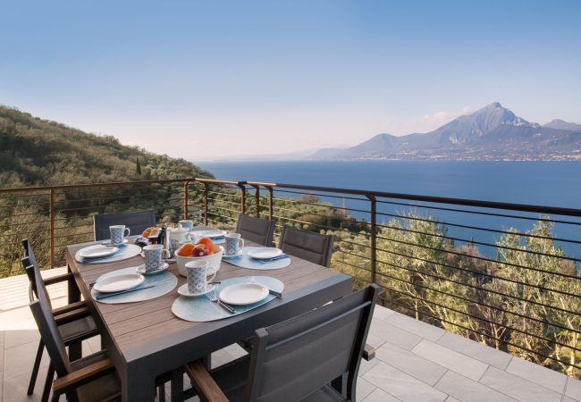 Apartment in Torri del Benaco - Wally s Terrace Apartment With Pool Apartment in Torri del Benaco - Wally s Terrace Apartment With Pool