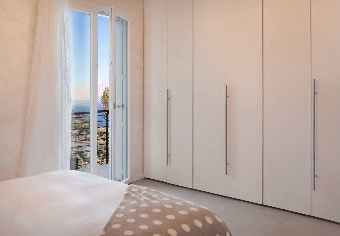 Apartment in Torri del Benaco - Wally s Terrace Apartment With Pool Apartment in Torri del Benaco - Wally s Terrace Apartment With Pool