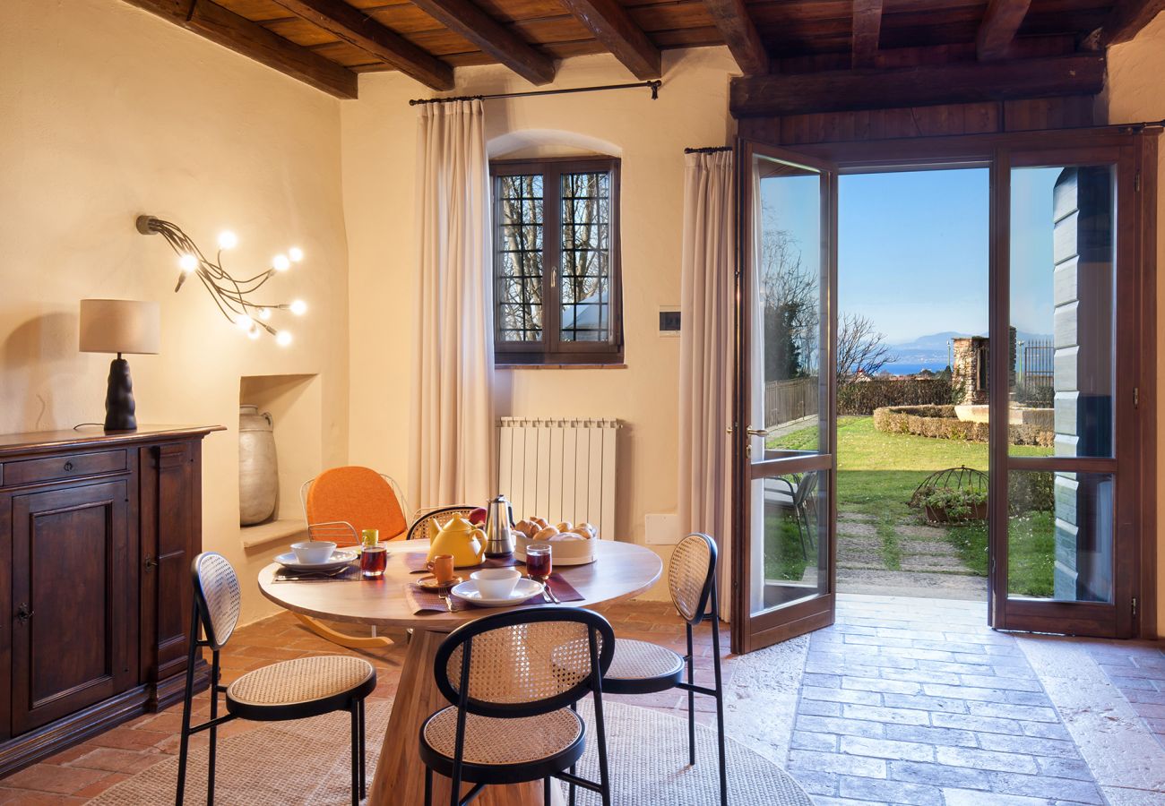 Apartment in Colà - Apartment Castello with Pool Apartment in Colà - Apartment Castello with Pool
