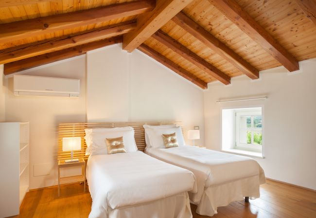 Villa in Caprino Veronese - Villa Tenuta Campetti Villa in Caprino Veronese - Villa Tenuta Campetti