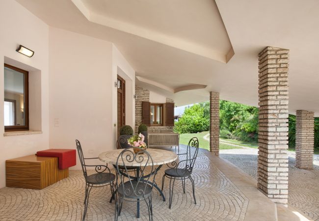 Villa in Torri del Benaco - Villa Viù with Pool and Lake View Villa in Torri del Benaco - Villa Viù with Pool and Lake View
