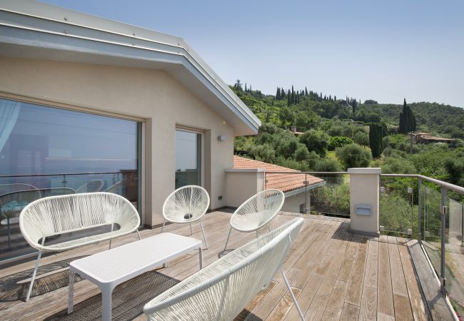 Villa in Torri del Benaco - Villa Claudia with private Pool Villa in Torri del Benaco - Villa Claudia with private Pool