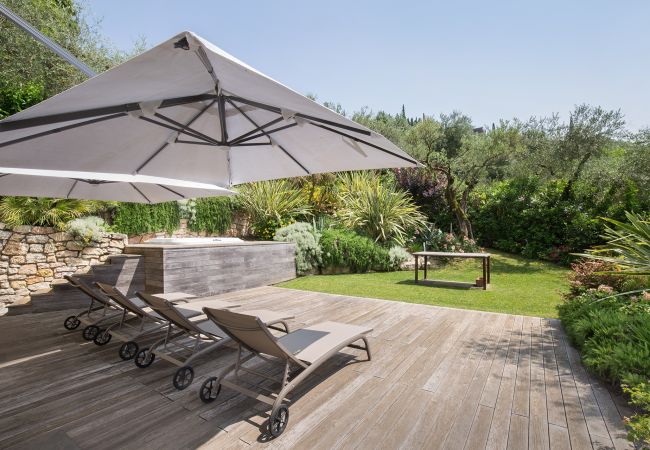 Villa in Torri del Benaco - Villa Claudia with private Pool Villa in Torri del Benaco - Villa Claudia with private Pool