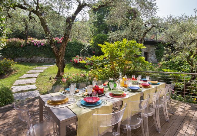 Villa in Torri del Benaco - Villa Claudia with private Pool Villa in Torri del Benaco - Villa Claudia with private Pool