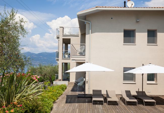 Villa in Torri del Benaco - Villa Claudia with private Pool Villa in Torri del Benaco - Villa Claudia with private Pool