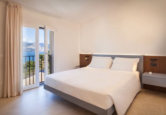 Villa in Brenzone - Villa AMA with Private Pool Villa in Brenzone - Villa AMA with Private Pool
