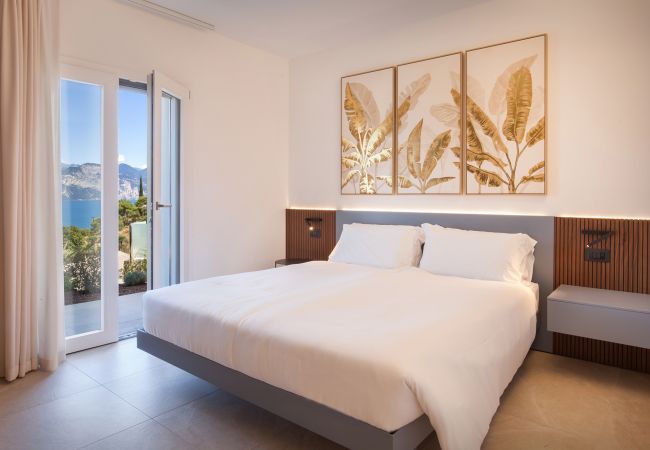 Villa in Brenzone - Villa AMA with Private Pool Villa in Brenzone - Villa AMA with Private Pool