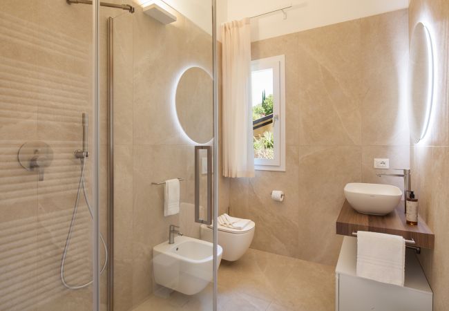 Villa in Brenzone - Villa AMA with Private Pool Villa in Brenzone - Villa AMA with Private Pool