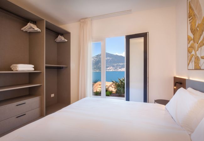 Villa in Brenzone - Villa AMA with Private Pool Villa in Brenzone - Villa AMA with Private Pool