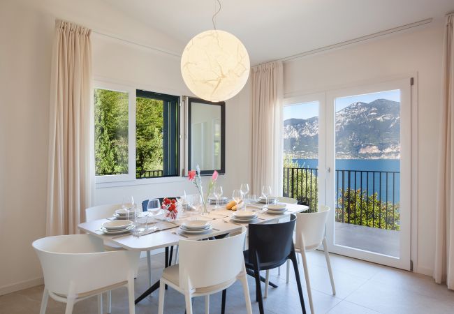 Villa in Brenzone - Villa AMA with Private Pool Villa in Brenzone - Villa AMA with Private Pool