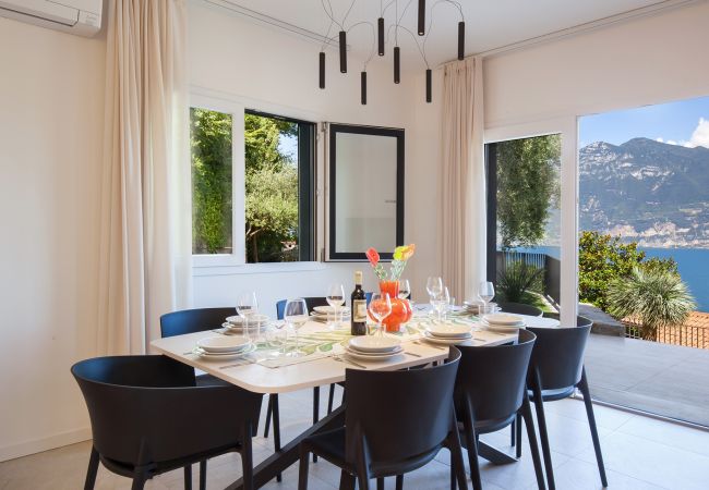 Villa in Brenzone - Villa AMA with Private Pool Villa in Brenzone - Villa AMA with Private Pool