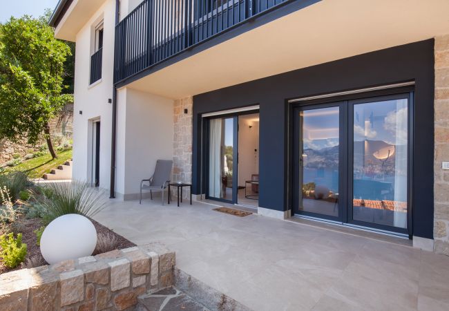 Villa in Brenzone - Villa AMA with Private Pool Villa in Brenzone - Villa AMA with Private Pool