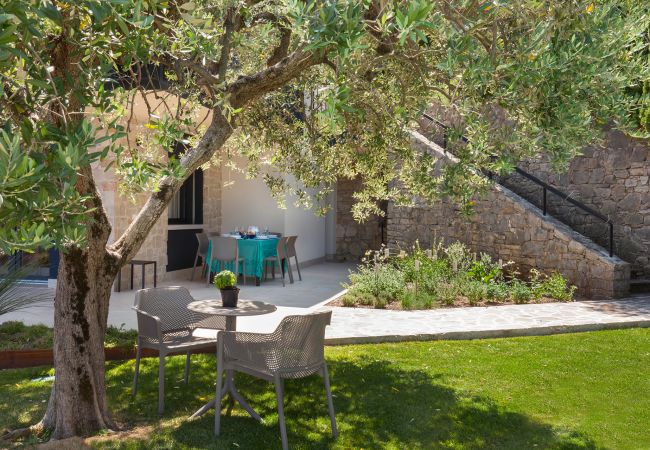 Villa in Brenzone - Villa AMA with Private Pool Villa in Brenzone - Villa AMA with Private Pool
