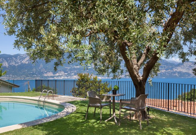 Villa in Brenzone - Villa AMA with Private Pool Villa in Brenzone - Villa AMA with Private Pool