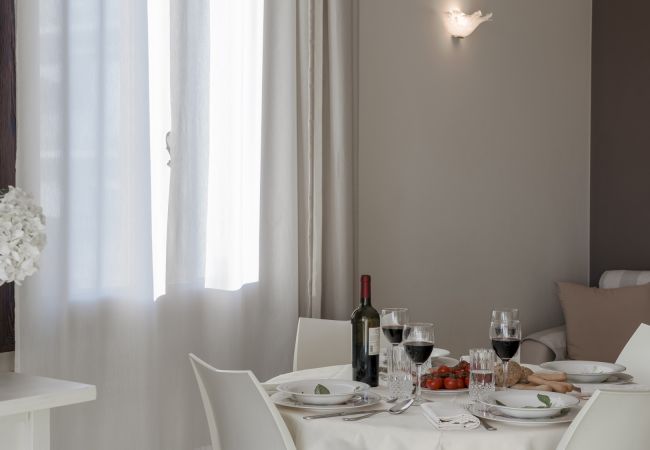 Apartment in Sirmione - Arcimboldo House Apartment in Sirmione - Arcimboldo House