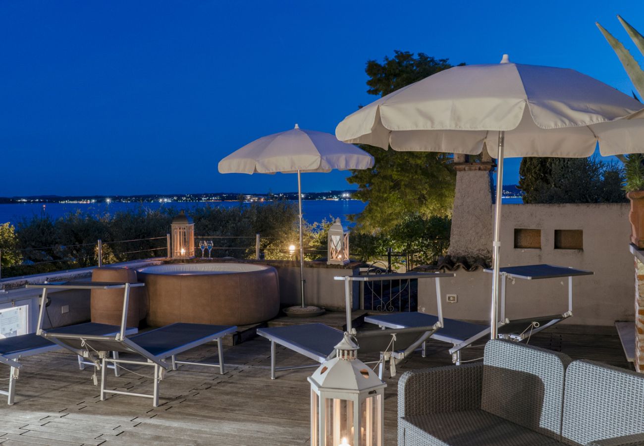 Apartment in Sirmione - Arcimboldo House Apartment in Sirmione - Arcimboldo House